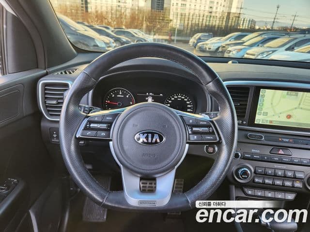 Kia Sportage The Bold 2020 — ფოტო 6/20