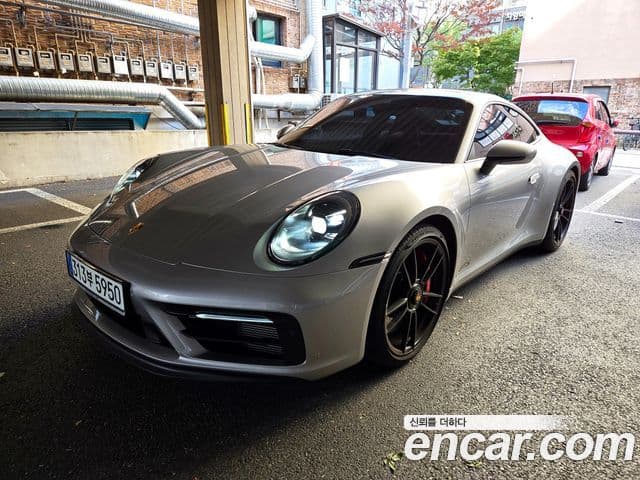 Porsche 911 2023 — ფოტო 2/20
