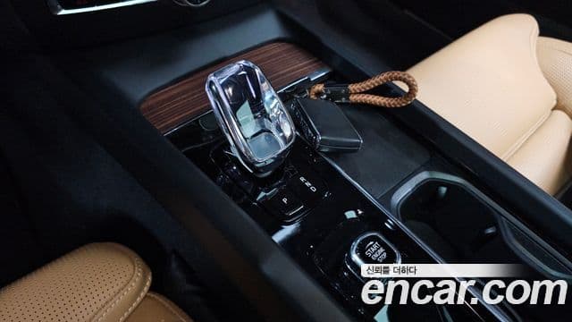 Volvo V60 Cross Country 2023 — ფოტო 9/20