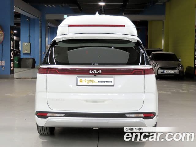 Kia Carnival 2023 — Şəkil 2/20