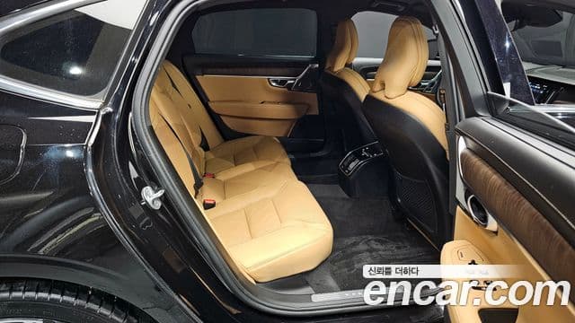 Volvo S90 2023 — ფოტო 16/20