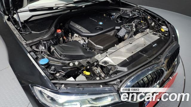 BMW 3 Series 2021 — ფოტო 6/20