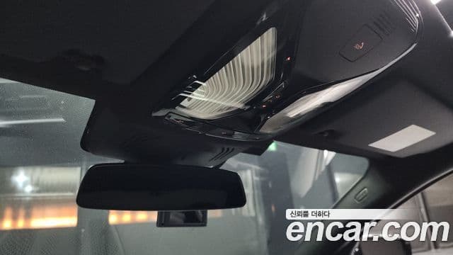 BMW 3 Series 2021 — ფოტო 17/20