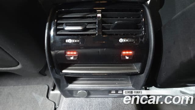 BMW 5 Series 2023 — Photo 17/20