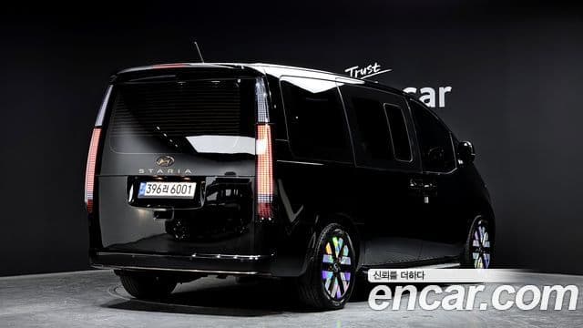 Hyundai Staria 2021 — Şəkil 2/20