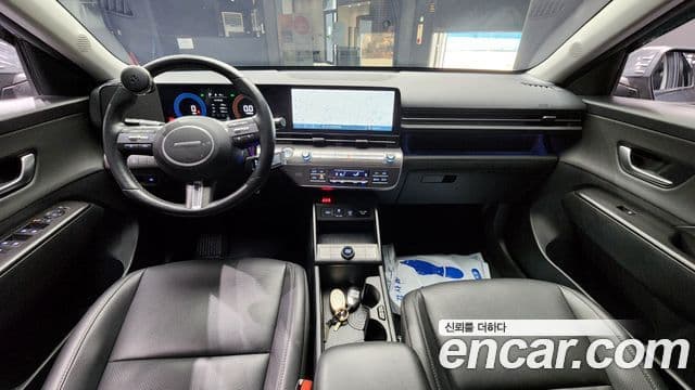 Hyundai Kona 2023 — фото 7 из 20