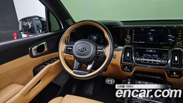 Kia Sorento 2021 — ფოტო 13/20
