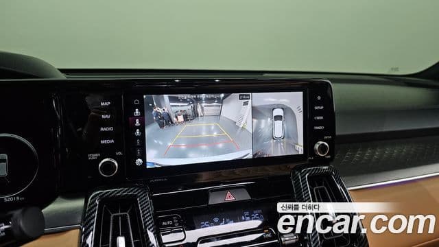 Kia Sorento 2021 — ფოტო 14/20