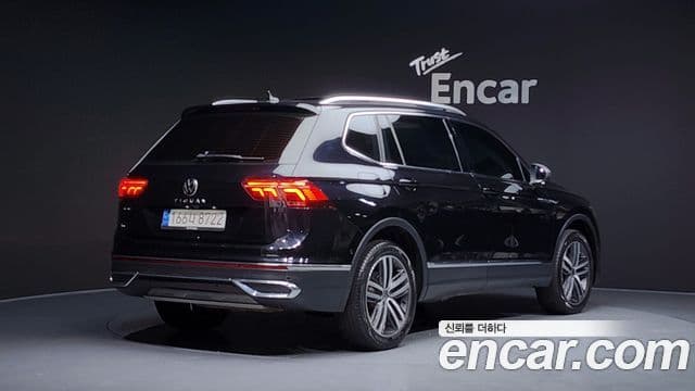Volkswagen Tiguan Allspace 2022 — ფოტო 2/20