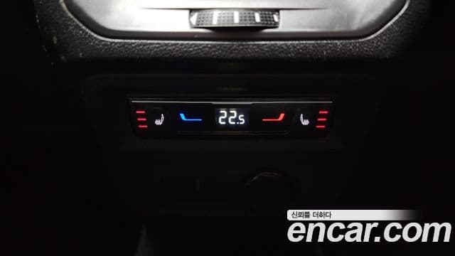 Volkswagen Tiguan Allspace 2022 — ფოტო 19/20