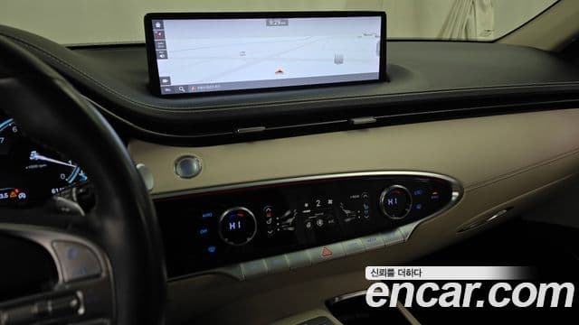 Genesis GV70 2021 — Şəkil 14/20