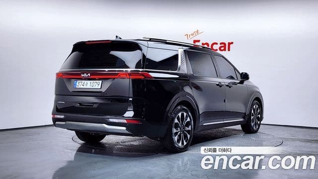Kia Carnival 2023 — Şəkil 2/20