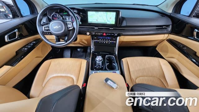 Kia Carnival 2023 — Şəkil 7/20