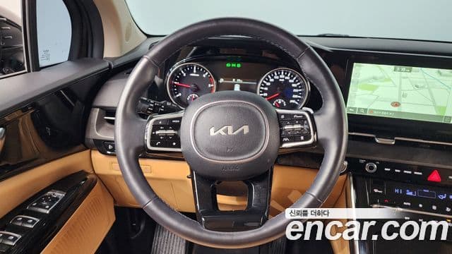 Kia Carnival 2023 — Şəkil 13/20