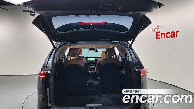 Kia Carnival 2023 — Şəkil 20/20