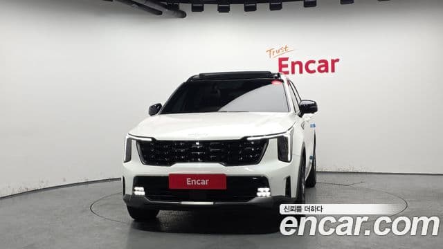 Kia Sorento 2023 — ფოტო 3/20