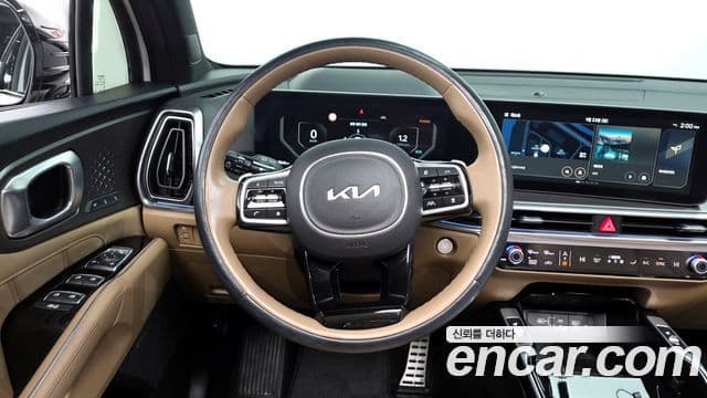 Kia Sorento 2023 — ფოტო 13/20