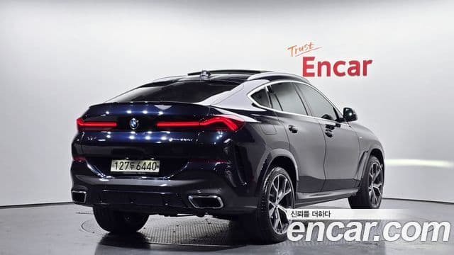 BMW X6 2021 — Photo 9/20