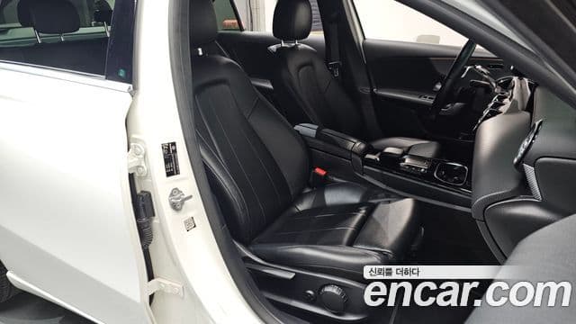 Mercedes-Benz A-Class 2021 — Фото 10/20