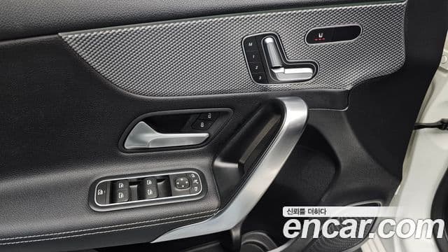 Mercedes-Benz A-Class 2021 — Фото 17/20