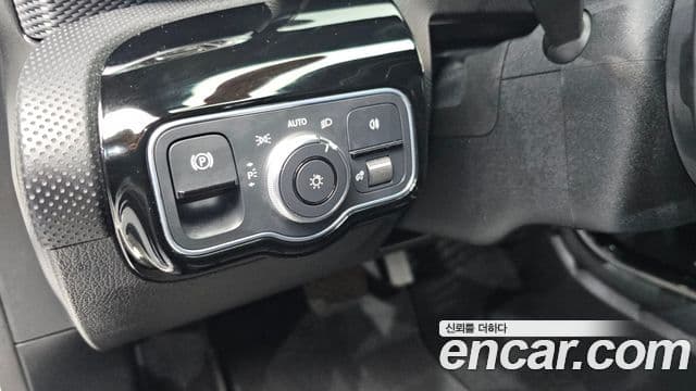 Mercedes-Benz A-Class 2021 — Фото 18/20