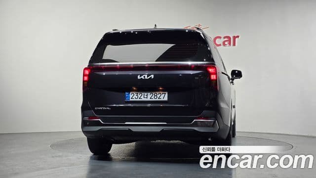 Kia Carnival 2024 — Şəkil 4/20