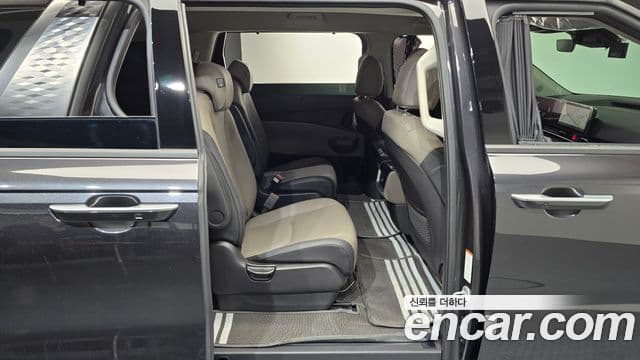 Kia Carnival 2024 — Şəkil 12/20