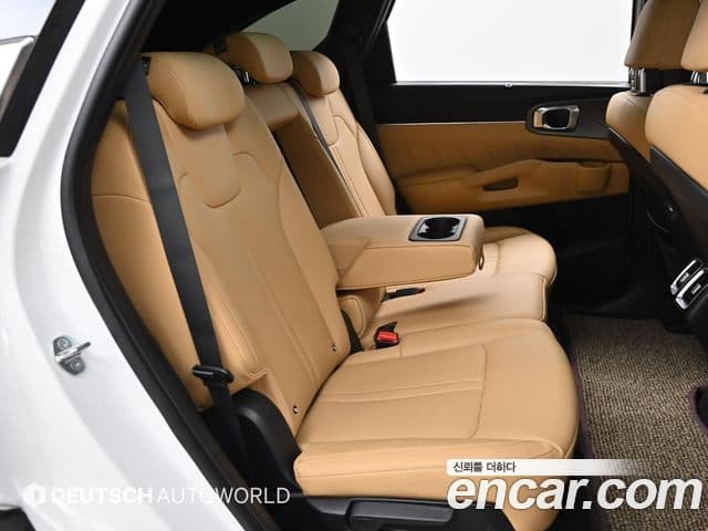 Kia Sorento 2023 — Şəkil 12/20