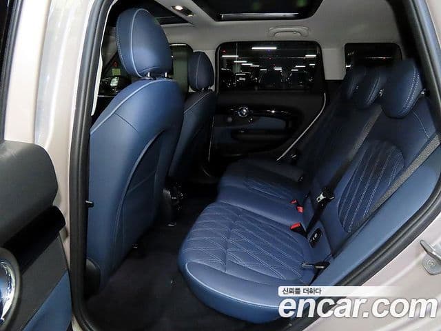 Mini Cooper S Clubman 2022 — ფოტო 8/20