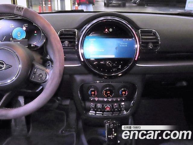 Mini Cooper S Clubman 2022 — ფოტო 7/20