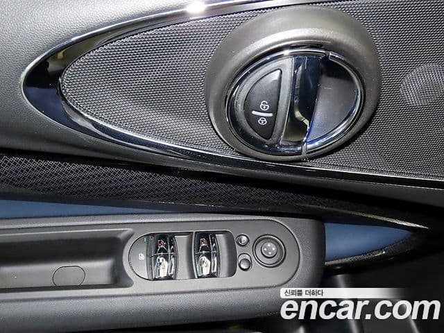 Mini Cooper S Clubman 2022 — ფოტო 12/20