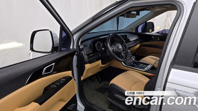 Kia Carnival 2021 — ფოტო 11/20