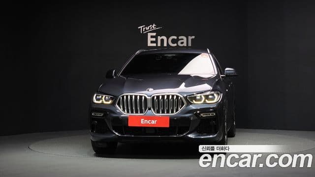 BMW X6 2021 — Photo 7/20