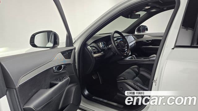 Volvo XC90 2020 — ფოტო 10/20
