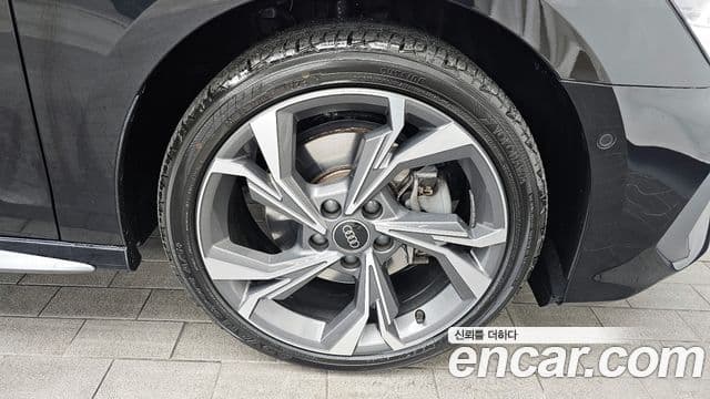 Audi A3 2023 — Şəkil 5/20