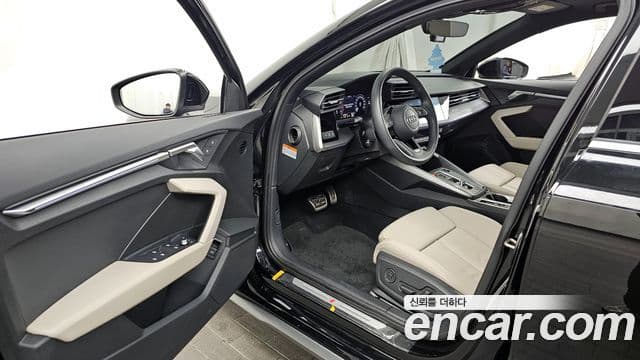 Audi A3 2023 — Şəkil 10/20