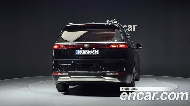 Kia Carnival 2020 — Фото 3/20