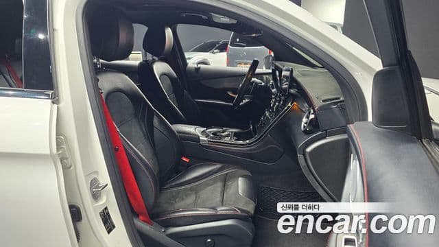 Mercedes-Benz GLC-Class 2019 — Şəkil 10/20