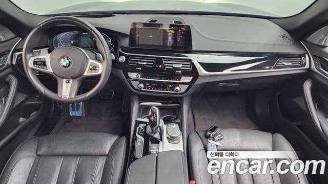BMW 5 Series 2020 — ფოტო 6/20