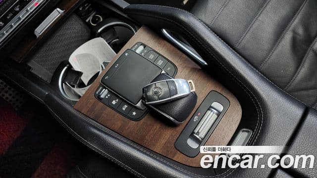 Mercedes-Benz GLS-Class 2021 — ფოტო 9/20