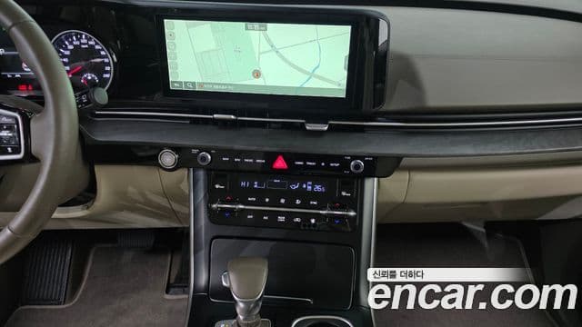 Kia Carnival 2021 — Фото 14/20