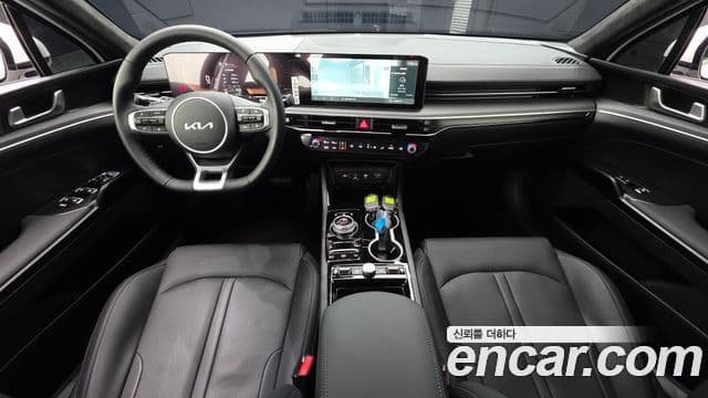 Kia K5 2025 — ფოტო 10/20