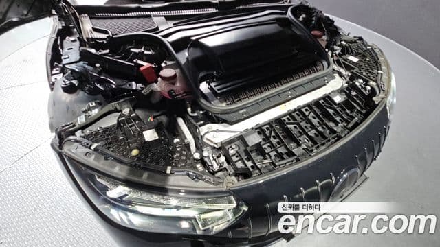 Mercedes-Benz EQE 2023 — Photo 16/20