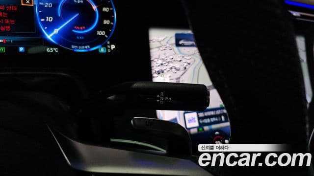 Mercedes-Benz EQE 2023 — Photo 8/20