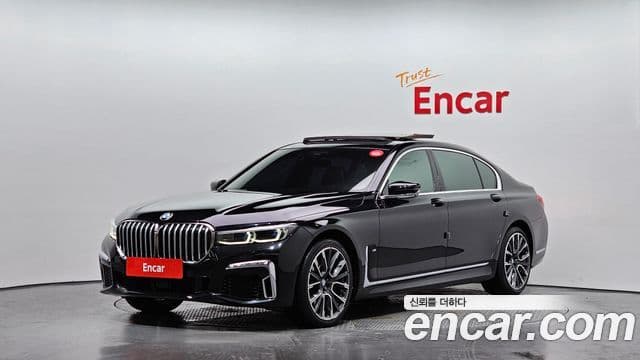 BMW 7 Series 2022 — Фото 1/20