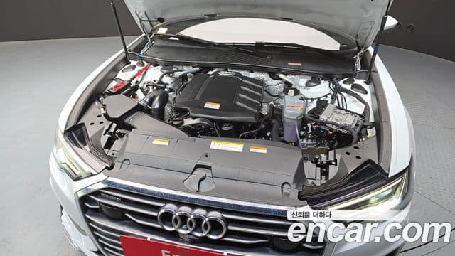 Audi A6 2021 — ფოტო 6/20