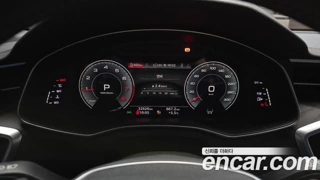 Audi A6 2021 — ფოტო 8/20