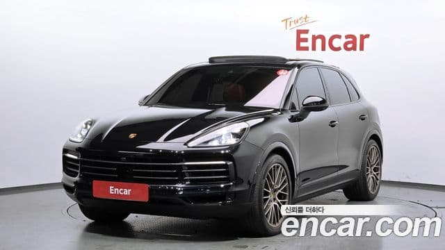Porsche Cayenne 2023 — Photo 4/20