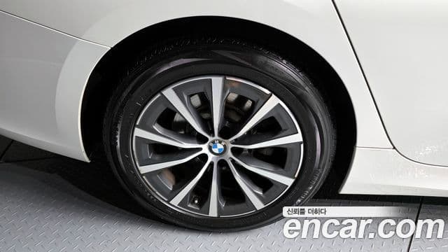 BMW 3 Series 2020 — ფოტო 5/20