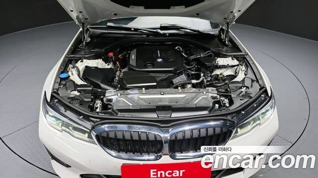 BMW 3 Series 2020 — ფოტო 6/20